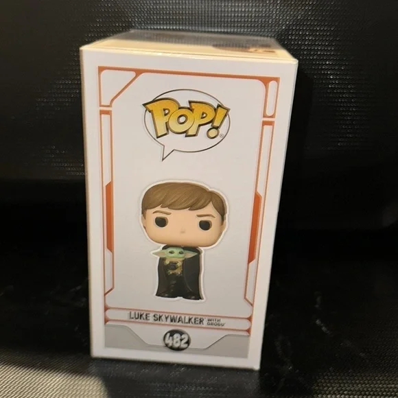 Funko Pop Star Wars - Luke Skywalker with Grogu - Picture 4 of 5